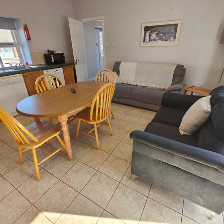 Moneylands Farm Self-Catering Apartments Arklow Buitenkant foto